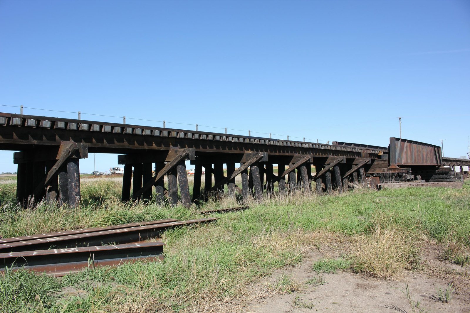Center trestle details